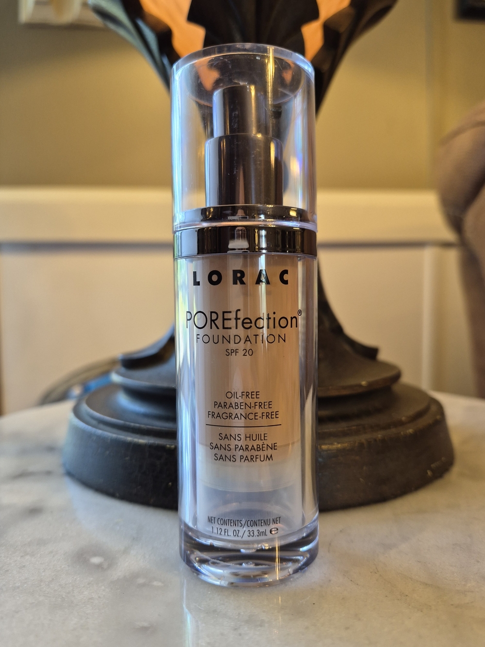 LORAC POREfection Foundation - Light medium. Shade